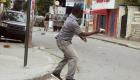 Haiti - Manifestan ap voye wosh sou La Police