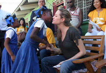 Angelina Jolie & Brad Pitt in Haiti