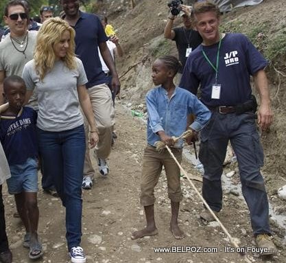 Shakira And Sean Penn In Haiti