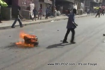 Anti Preval Protest Haiti 7 Fevrier 2011 Tires Burning